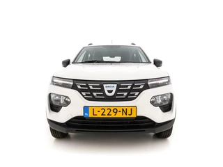 Dacia Spring (INCL-BTW) Aut. *NAVI-FULLMAP | FULL-LEATHER | COMFORT-SEATS | CAMERA | DAB+ | CCS-FASTLOADER | AIRCO | PDC | CRUISE | 14''ALU* - afbeelding nr 2