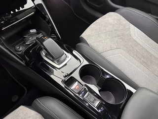 Peugeot e-208 (INCL-BTW) *FULL-LED | DIGI-COCKPIT | BLIS | CAMERA | 1/2-LEATHER | HEATED-SEATS | NAVI-FULLMAP | LANE-ASSIST | KEYLESS | DAB | SPORT-SEATS | 17