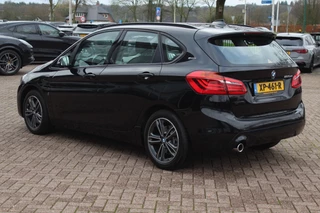 BMW 2 Serie BMW 2 Serie Active Tourer 225xe iPerformance High Executive / Camera / Leder / Head-up / Navigatie / Sportstoelen / 17'' / Stoelverwarming / Cruise Control - afbeelding nr 3