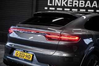 Porsche Cayenne Porsche Cayenne Coupé 3.0 E-Hybrid | Lightweight Package | SportDesign | Sport Chrono | PASM | Carbon | 22 inch | NL Auto | - afbeelding nr 31