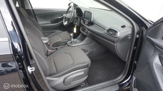 Hyundai i30 Hyundai i30 1.0 T-GDI Navigatie | Climate Control | Cruise Control - afbeelding nr 12