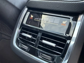 Volvo XC60 Volvo XC60 2.0 B5 Momentum Exclusive |Pano|Carplay|Leer|Memory|AutoPilot|HUD|El.Trekhaak|19