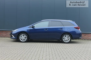 Toyota Auris Toyota Auris TS 1.8 Hybrid Lease Pro I Luxe uitvoering I NL-auto - afbeelding nr 6