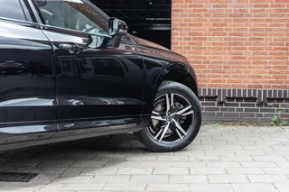 Volvo XC60 Volvo XC60 2.0 B4 R-Design Pano / Memory / 360 - afbeelding nr 29