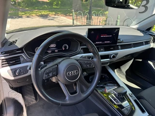 Audi A4 Airco/Automaat/Lichtmetalen velgen/Parkeersensoren - afbeelding nr 13
