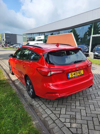 Ford Focus Ford Focus Wagon 1.5 EcoBoost 182 PK ST Line Business | LED | Winterpack | BLIS | Adaptieve Cruise Control | Camera | Electrische achterklep | Headup Display | DAB | Leder/Stof | 50DKM! - afbeelding nr 3