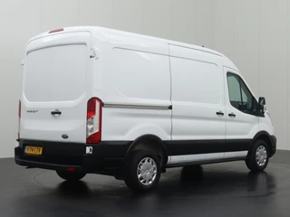 Ford Transit Ford Transit 2.0TDCI 130PK L2H2 Business | Airco | Cruise | 3-Persoons - afbeelding nr 2