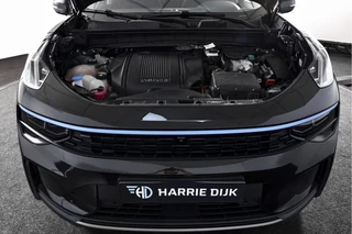 Lynk & Co 01 | 360 Camera | 7.4 kWh Boordlader | S/K-panodak | Adapt. Cruise | Memory | Elek. klep | LM 20