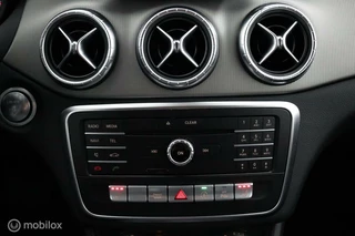 Mercedes-Benz CLA Mercedes-Benz CLA-klasse 180 Upgrade Edition Aut7 | Vol Opties | Camera | 18 LMV | NL Auto | Dealer-onderhouden | DEALER-STAAT - afbeelding nr 13