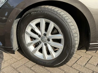 Volkswagen Passat Volkswagen Passat Variant 1.6 TDI AUTOMAAT | TREKH | EURO 6! - afbeelding nr 2