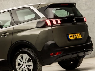 Peugeot 5008 (APPLE CARPLAY, GROOT NAVI, PARKEERSENSOREN, LANE ASSIST, SPORTSTOELEN, TREKHAAK, CRUISE, DRAADLOZE TELEFOONLADER, NIEUWE APK, NIEUWSTAAT) - afbeelding nr 11