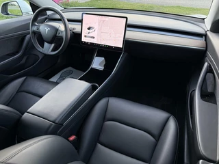 Tesla Model 3 Tesla Model 3 Standard RWD Plus 60 kWh - AUTOPILOT/PANO/NAP - afbeelding nr 13