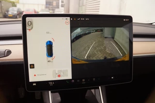 Tesla Model 3 - afbeelding nr 19