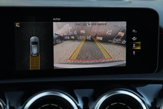 Mercedes-Benz A-Klasse Mercedes-Benz A-klasse A 250 AMG / PANODAK / CAMERA / ALCANTARA / CARPLAY / 19'' - afbeelding nr 8