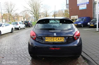 Peugeot 208 Peugeot 208 1.2 PURET. BLUE LION NAVI-CRUISE - afbeelding nr 3