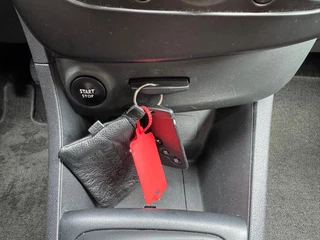 Renault Clio Renault Clio 0.9 TCe Eco2 Authentique Airco/5-Deurs - afbeelding nr 24