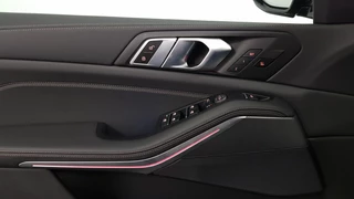 BMW X5 BMW X5 xDrive45e M Sport High Executive 394pk | Lederen Bekleding | Schuif-Panorama dak | Navigatie | Lichtmetalen velgen 20