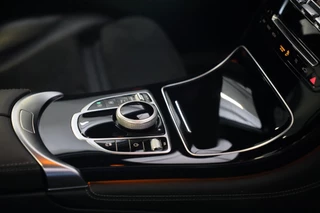 Mercedes-Benz GLC Mercedes-Benz GLC-klasse Coupé 250 4MATIC AMG 63 Look / AUT / Open Dak / Dode Hoek / Cruise Control / Camera / Pdc / Xenon / 19 In - afbeelding nr 13