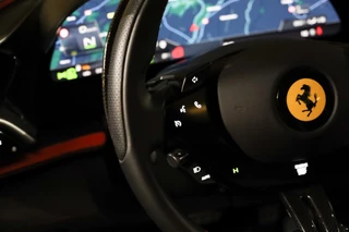 Ferrari 296 Ferrari 296 GTB 3.0 V6 | Passenger Display| Carbon Ex & Int|HUD| - afbeelding nr 25