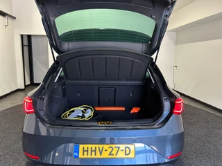 SEAT Leon | Adaptive cruise control | Lane assist | Sfeerverlichting - afbeelding nr 21
