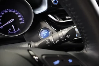 Toyota C-HR Toyota C-HR 1.8 Hybrid First Edition - afbeelding nr 27