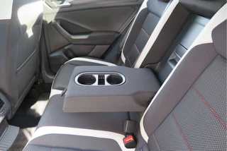 Volkswagen T-Roc Volkswagen T-Roc 2.0 TSI 190pk DSG 4Motion Sport , Virtual cockpit , Led verlichting, Trekhaak (afneembaar), Navigatie, Stoelverwarming,Achteruitrijcamera etc. Nieuwe APK - afbeelding nr 29