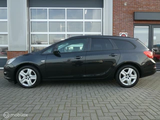 Opel Astra Opel Astra Sports Tourer 1.4 Turbo Sport + - afbeelding nr 2