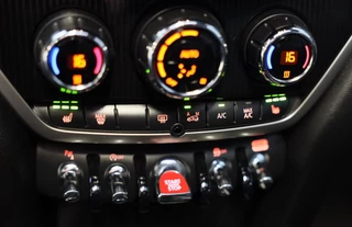 MINI Countryman Mini Mini Countryman 1.5 Cooper John Cooper Works / AUT / Acc / Head Up / Elek Stoelen / Camera / Memory / Leder / Open Pano / Led - afbeelding nr 18