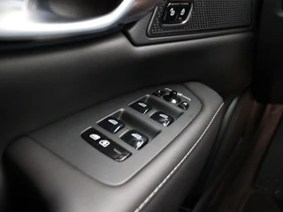 Volvo S90 Volvo S90 T8 PLUG-IN HYBRID LONG RANGE ULTIMATE DARK LUCHTVERING MASSAGE-S - afbeelding nr 14