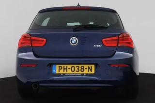 BMW 1 Serie BMW 1-serie 118i Corporate Lease Executive (PARKEERSENSOREN, NAVIGATIE, CRUISE CONTROL, AUTOMAAT, NL-AUTO) - afbeelding nr 7
