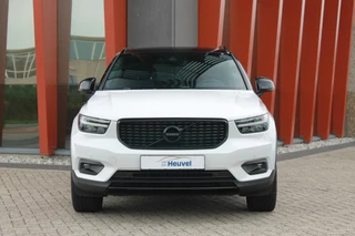 Volvo XC40 Volvo XC40 T4 Recharge R-Design | Parkeercamera | Glossy Black | Keyless - afbeelding nr 2