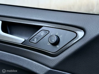 Volkswagen Golf Volkswagen Golf 2.0 TSI GTI Performance |Pano |Akra |CarPlay - afbeelding nr 19
