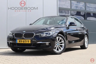 BMW 3 Serie 320i Luxury Line