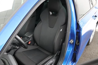 Škoda Octavia Skoda Octavia 1.0 e-TSI Sport | Carplay | Full LED | Navigatie |  Sfeerverlichting | DAB | Sportstoelen | Climate control | Parkeerhulp - afbeelding nr 5