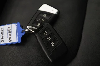 Škoda Kodiaq Skoda Kodiaq 1.4 TSI ACT Style Business 7p (TREKHAAK, STOELVERWARMING, CAMERA, SFEERVERLICHTING, ELEKTR STOELEN, NL-AUTO) - afbeelding nr 24