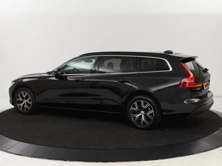 Volvo V60 Volvo V60 2.0 B4 Core | 58.000km NAP |  Stoel & Stuurverwarming | Full LED | Carplay | Camera | Elektrische achterklep | Navigatie - afbeelding nr 2
