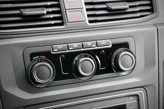 Volkswagen Caddy Volkswagen Caddy 2.0 TDI | CarPlay | PDC | Cruise control | Trekhaak | Airco | NAP Logisch | Schroefset | Spoilerset | Nieuwe APK | Euro 6 - afbeelding nr 14