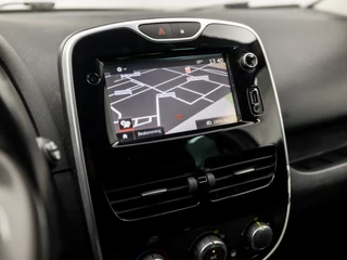 Renault Clio (NAVIGATIE, CRUISE, GETINT GLAS, SPORTSTOELEN, LM VELGEN, TREKHAAK, PARKEERSENSOREN, NIEUWE APK, NIEUWSTAAT) - afbeelding nr 8