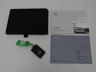 Volvo V60 Volvo V60 2.0 B4 Inscription | Panoramadak | Trekhaak |  Leder | Stoel & stuurverwarming | Head-Up | Adaptive cruise | Harman/Kardon | 360 camera | Carplay | Navigatie | Memory | Full LED | Keyless - afbeelding nr 16