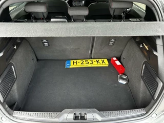 Ford Focus Ford Focus 1.0 EcoBoost ST Line Navi 18inch Led Winterpack NAP Dik! - afbeelding nr 13