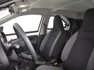 Toyota Aygo Toyota Aygo X 1.0 VVT-i MT play | Apple & Android Carplay | Camera - afbeelding nr 3