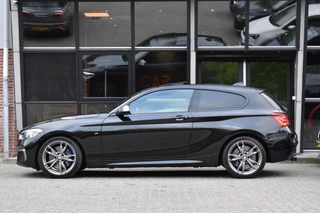 BMW 1 Serie BMW 1-serie M140i xDrive High Executive Pano Camera H/K Leder Elekstoel - afbeelding nr 4