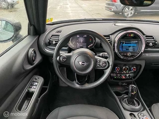 MINI Clubman Clubman 1.5 136pk / 100kw  Cooper Business  Steptronic Automaat  , 17 inch velgen zwart glans  & 4 nieuwe banden  , Navigatie , Parkeerhulp voor & achter , Prive glas , Key less entry ,  Dealer onderhouden - afbeelding nr 15