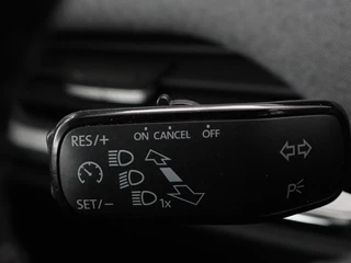 Škoda Enyaq iV Skoda Enyaq iV 60 | Trekhaak | Camera | Sfeerverlichting |  Carplay | Full LED | Navigatie | Cruise control | Bluetooth | Parkeerhulp | DAB - afbeelding nr 16