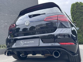 Volkswagen Golf Volkswagen Golf 2.0 TSI GTI Performance Pano Alcantara Virtual - afbeelding nr 36