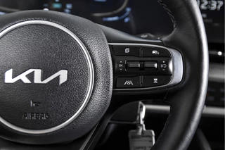 Kia Sportage Kia Sportage 1.6 T-GDi MHEV 160 PK DynamicLine - Automaat | Afn. Trekhaak | Dig. Cockpit | Adapt. Cruise | Stuur-+Stuurverw. | PDC | Camera | NAV + App. Connect | ECC | LM 17