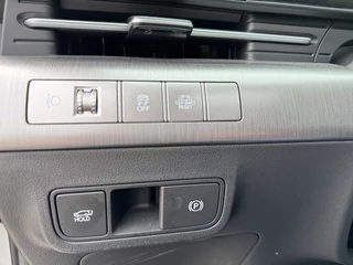 Hyundai Kona Hyundai Kona 1.6 GDI HEV Premium Sky | Schuifdak | ACC | Keyless - afbeelding nr 15