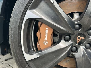 CUPRA Leon CUPRA Leon 1.4 TSI DSG VZ E-HYBRID CAMERA/BREMBO/NAVI/ACC/CARPLAY/STOELVERW - afbeelding nr 23