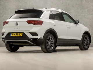 Volkswagen T-Roc 150Pk Automaat (APPLE CARPLAY, GROOT NAVI, CAMERA, ADAPTIVE CRUISE, GETINT GLAS, SPORTSTOELEN, ELEK ACHTERKLEP, DAB+, NIEUWSTAAT) - afbeelding nr 5