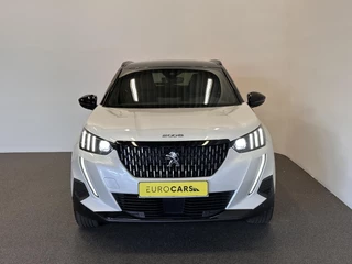 Peugeot 2008 Peugeot 2008 1.2 PureTech 130 GT Black Style Airco ECC Navi Carplay Cruise Control PDC VA + Camera Full LED 17